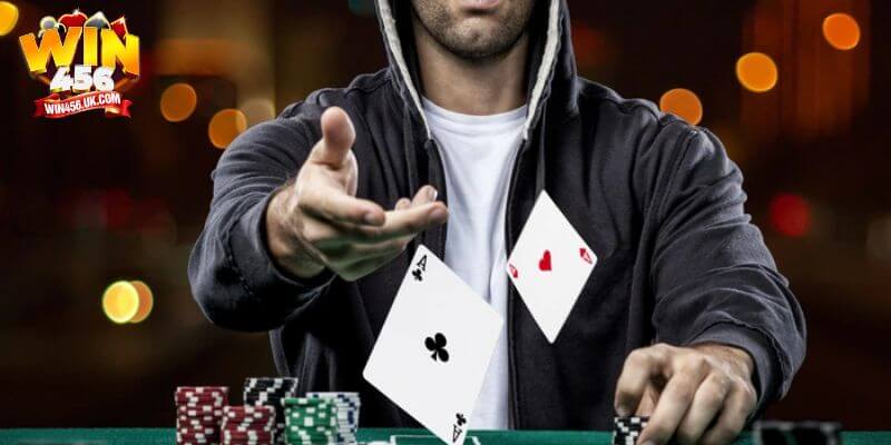 Trò chơi Poker còn sử dụng không ít các thuật ngữ đặc biệt.